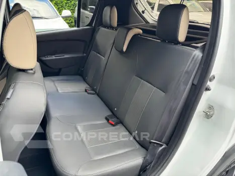 SANDERO 1.6 16V SCE Stepway Iconic