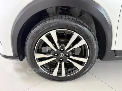 KICKS ADVANCE CVT