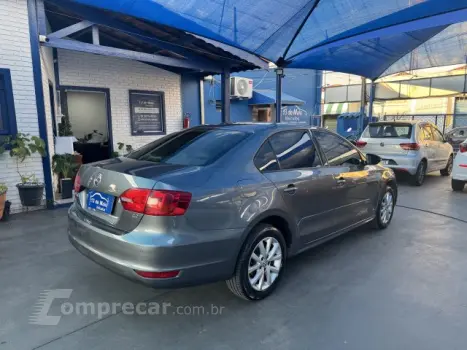 JETTA - 2.0 COMFORTLINE 4P TIPTRONIC