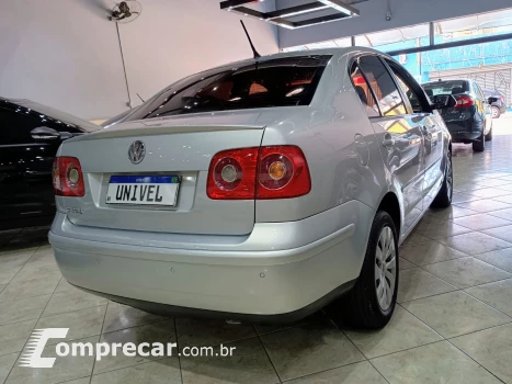 POLO SEDAN 1.6 MI 8V