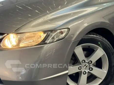 CIVIC - 1.8 LXS 16V 4P MANUAL