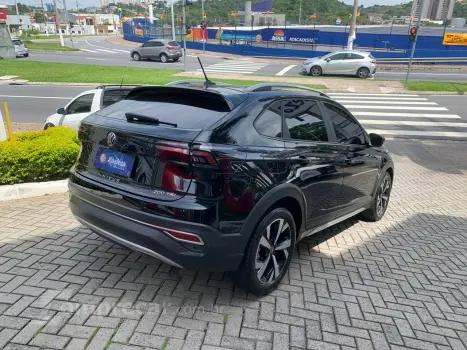 Nivus Highline 1.0 200 TSI Flex Aut.