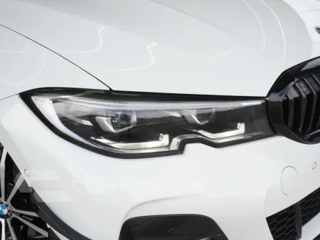 320i 2.0 16V TURBO GASOLINA M SPORT AUTOMÁTICO