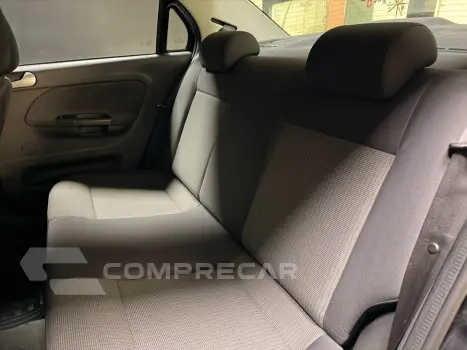 VOYAGE 1.6 MI CITY 8V FLEX 4P MANUAL