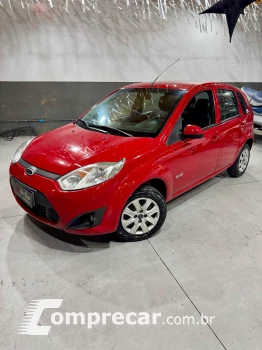 FIESTA 1.6 MPI Class Hatch 8V