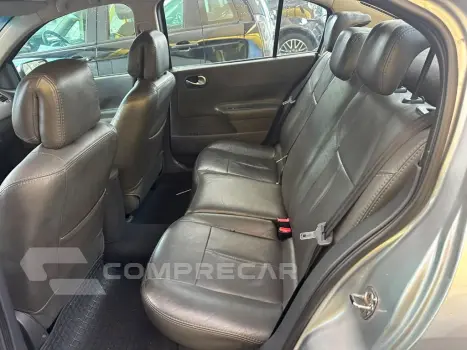 Megane Sedan Dynamique 2.0 16V Aut.