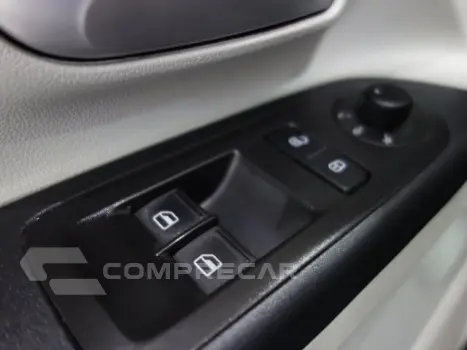 UP - 1.0 TSI MOVE UP 12V 4P MANUAL