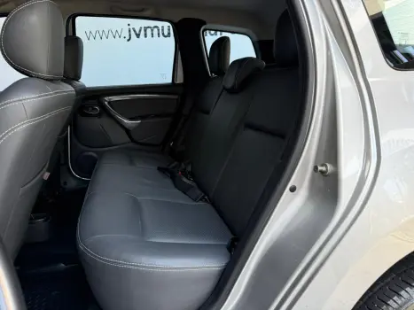 DUSTER 2.0 Tech Road II 4X2 16V