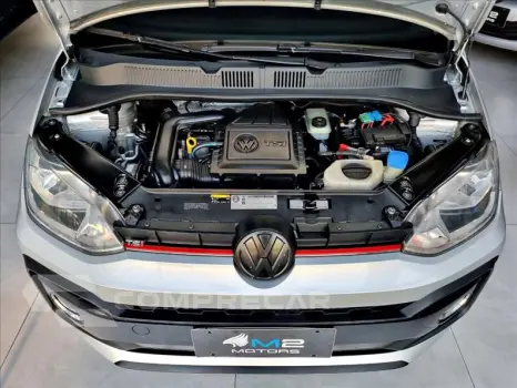 UP 1.0 TSI High UP 12V