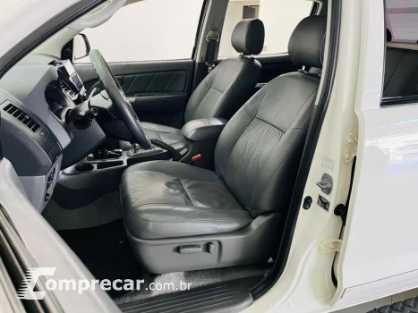 HILUX CD4X4 SRV