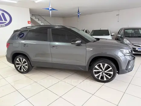 TAOS 1.4 250 TSI TOTAL FLEX COMFORTLINE AUTOMÁTICO