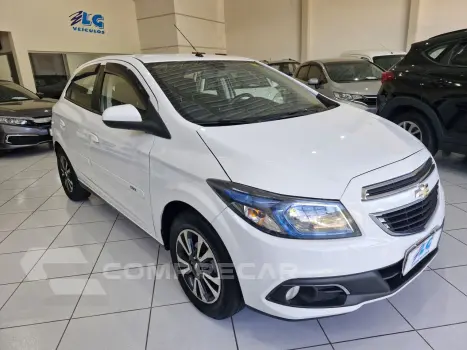 Onix Hatch 1.4 4P FLEX LTZ