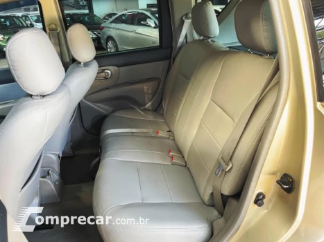 LIVINA - 1.8 SL 16V 4P AUTOMÁTICO