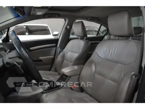 CIVIC - 1.8 EXS 16V 4P AUTOMÁTICO