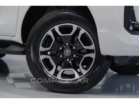 HILUX 2.8 D-4D TURBO DIESEL CD SRX 4X4 AUTOMÁTICO