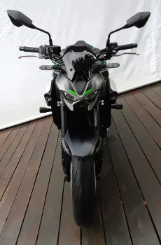 KAWASAKI Z900 ABS