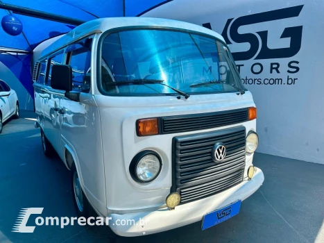 Kombi 1.4 FLEX STD 9 LUGARES
