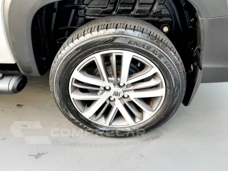 Strada Volcano 1.3 Flex 8V CD