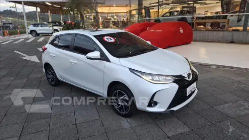 YARIS 1.5 16V FLEX XLS CONNECT MULTIDRIVE