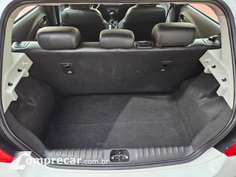 ONIX HATCH LTZ 1.4 8V FlexPower 5p Mec.