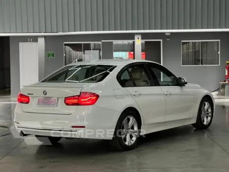 320i - 2.0 SPORT 16V TURBO ACTIVE 4P AUTOMÁTICO