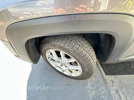 Renegade 1.8 16V 4P FLEX SPORT