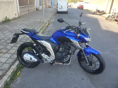 Yamaha Fazer 250