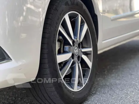 VERSA 1.6 16V FLEX UNIQUE 4P XTRONIC