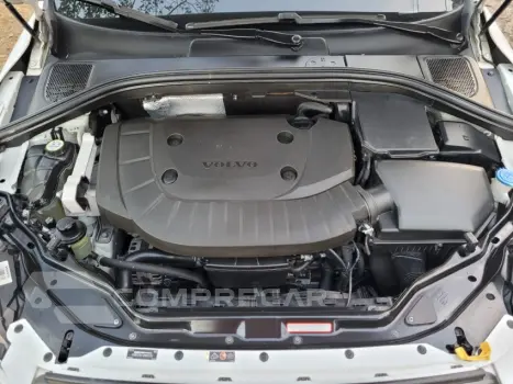 XC60 2.4 D5 Momentum AWD