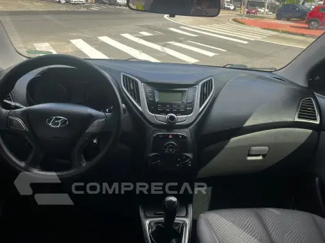 HB20S 1.6 COMFORT PLUS 16V FLEX 4P MANUAL