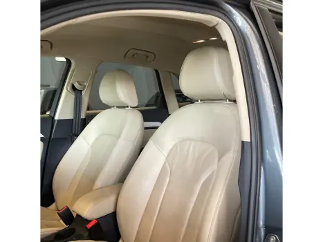 Q3 1.4 TFSI FLEX PRESTIGE S TRONIC