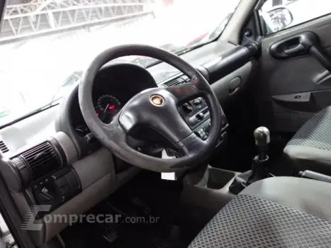 CLASSIC - 1.0 MPFI VHCE 8V 4P MANUAL