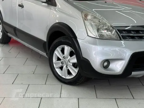 Livina 1.6 S X-Gear 16V Flex 4P Manual