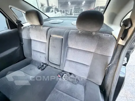 VECTRA 2.0 MPFI GLS 8V GASOLINA 4P MANUAL
