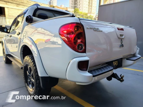 L200 Triton HLS 2.4 Flex 16V CD Mec.