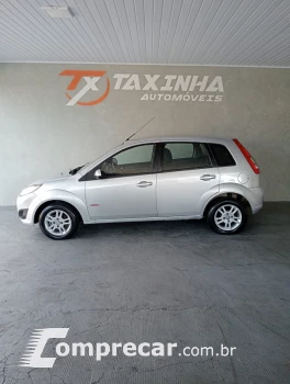 FIESTA 1.6 MPI Class Hatch 8V