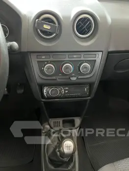 CELTA 1.0 MPFI LT 8V