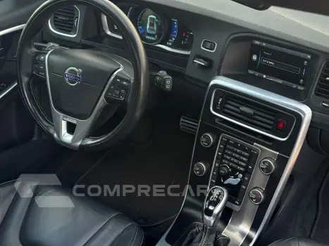 V60 3.0 T6 R Design 24V Turbo