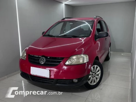 Volkswagen SPACEFOX - 1.6 MI PLUS 8V 4P MANUAL 4 portas