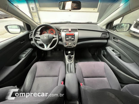 CITY 1.5 LX Sedan 16V