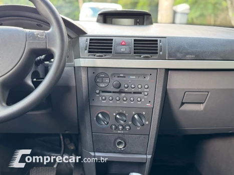 MERIVA 1.8 MPFI Premium 8V