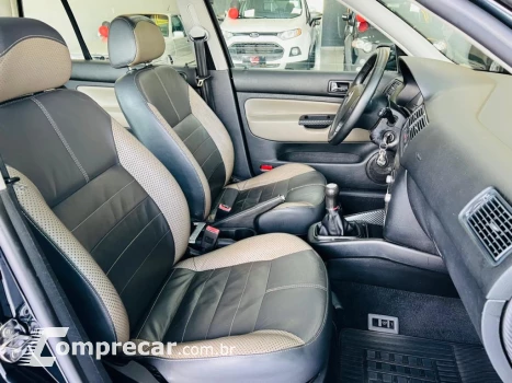 GOLF 1.6 MI SPORTLINE 8V FLEX 4P MANUAL