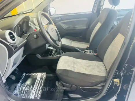 FIESTA 1.6 SE Sedan 16V