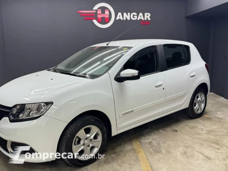 Renault SANDERO 1.6 DYNAMIQUE 4 portas