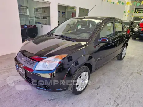 FORD FIESTA 1.6 MPI Class Sedan 8V 4 portas