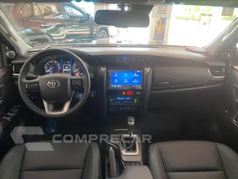 HILUX SW4 2.8 D-4d Turbo SRX Platinum 7L 4X4