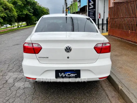 VOYAGE 1.0 12V MPI Totalflex