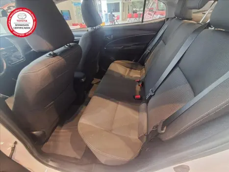 YARIS 1.5 16V FLEX SEDAN XL LIVE MULTIDRIVE