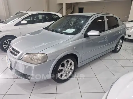 CHEVROLET Astra Hatch 2.0 4P ADVANTAGE FLEX AUTOMÁTICO 4 portas