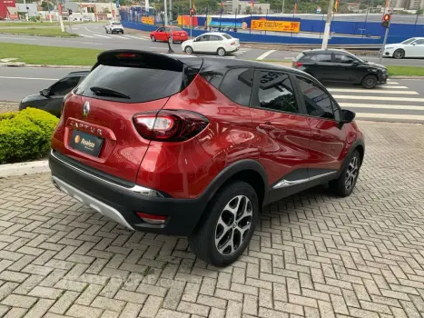 CAPTUR Intense Bose 1.6 16V Flex 5p Aut.